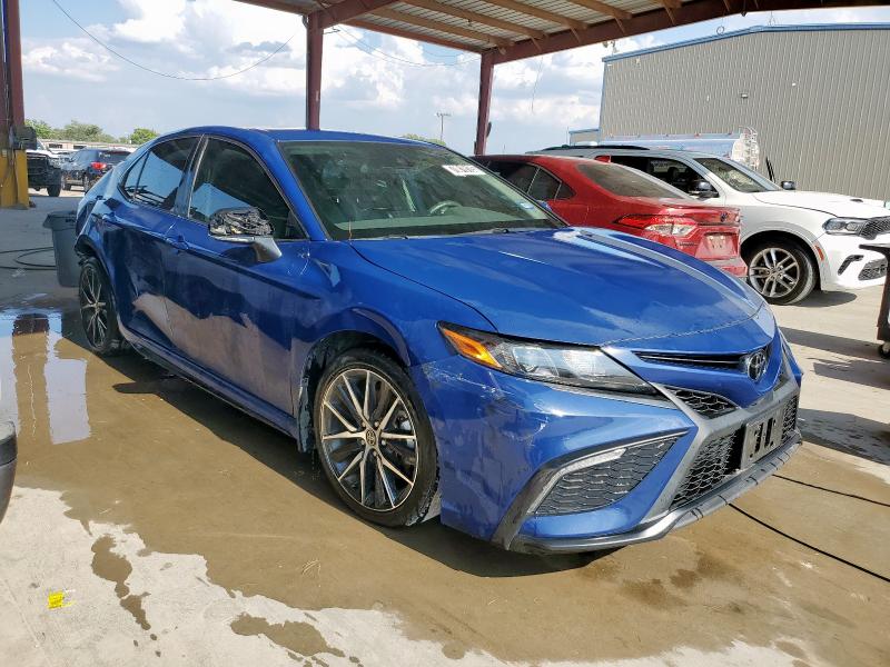 4T1G11AK4PU139449 - 2023 TOYOTA CAMRY SE NIGHT SHADE BLUE photo 4