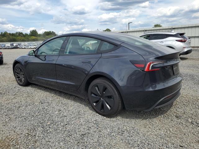 5YJ3E1EA3RF869213 - 2024 TESLA MODEL 3 Grau Foto 2