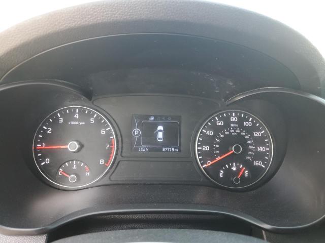 5XXGT4L36JG237725 - 2018 KIA OPTIMA LX WHITE photo 9