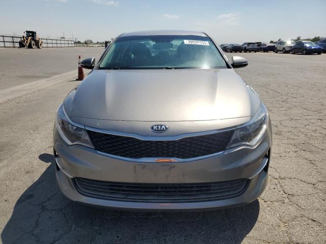 5XXGT4L3XJG258416 - 2018 KIA OPTIMA LX Серебристый фото 5