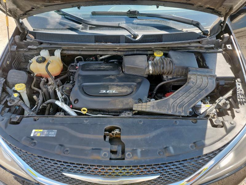 2C4RC1BG4JR106537 - 2018 CHRYSLER PACIFICA TOURING L BLACK photo 12