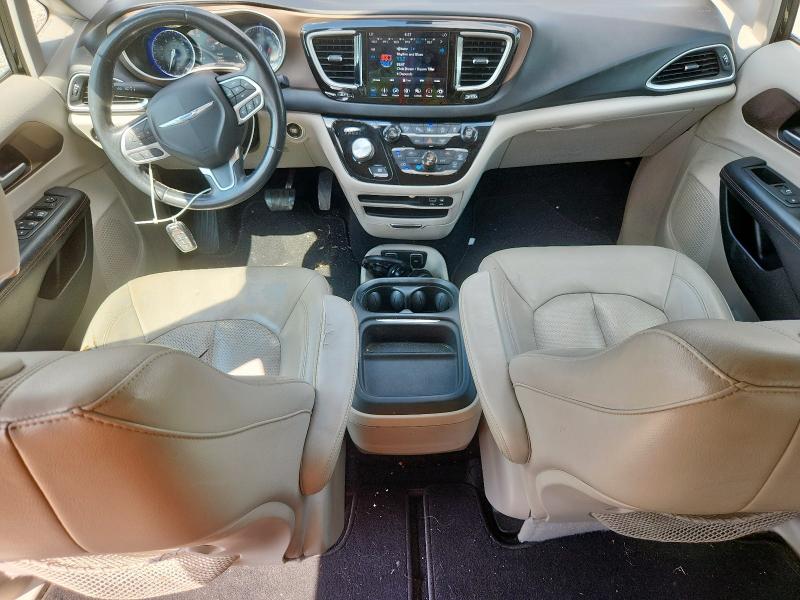 2C4RC1BG4JR106537 - 2018 CHRYSLER PACIFICA TOURING L BLACK photo 8