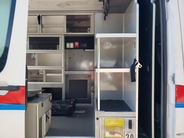 WDAPE7CD3GP228439 - 2016 MERCEDES-BENZ SPRINTER 2500 أبيض صورة 11