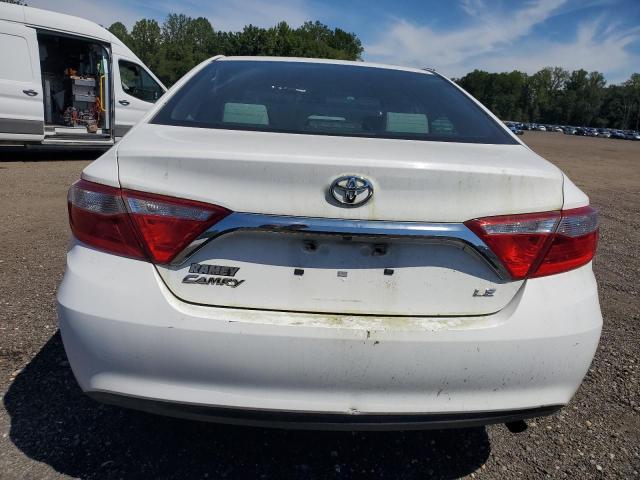 4T1BF1FK5HU368499 - 2017 TOYOTA CAMRY LE WHITE photo 6