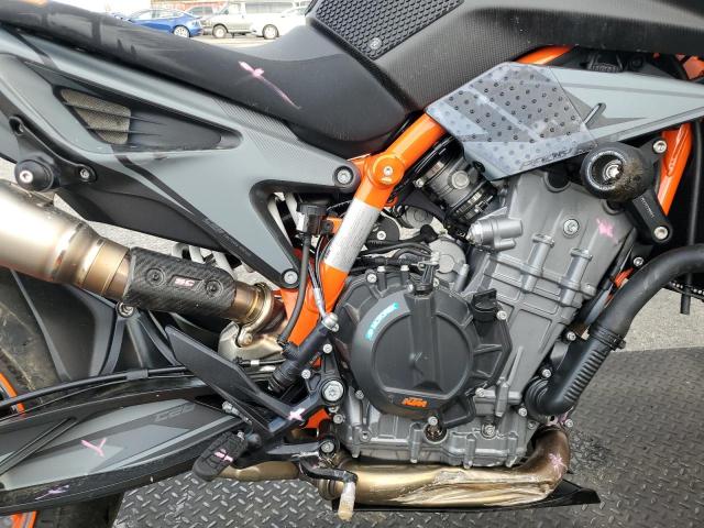 VBKTU9404MM806193 - 2021 KTM 890 DUKE R GRAY photo 5