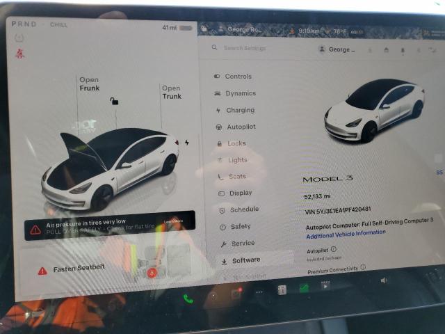 5YJ3E1EA1PF420481 - 2023 TESLA MODEL 3 Weiß Foto 9