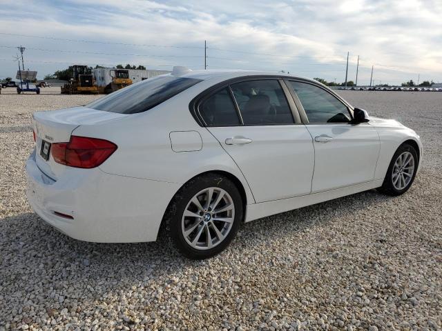 WBA8A9C52JK622727 - 2018 BMW 320 I WHITE photo 3