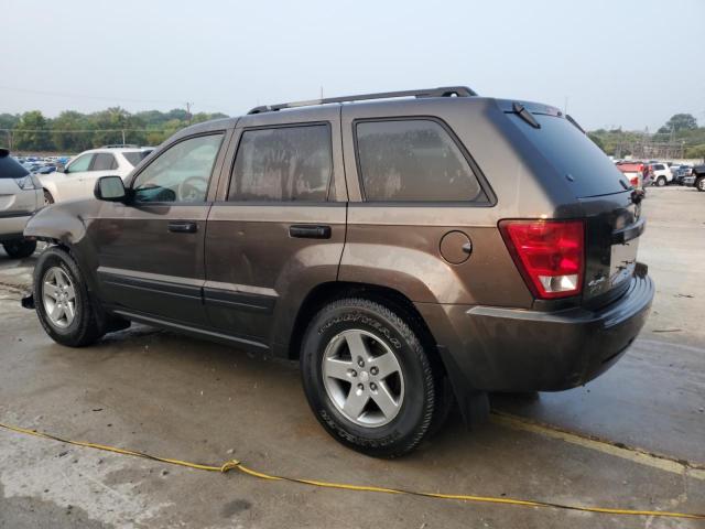 1J4GR48K85C715383 - 2005 JEEP GRAND CHER LAREDO Qəhvəyi foto 2