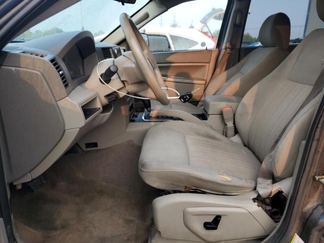 1J4GR48K85C715383 - 2005 JEEP GRAND CHER LAREDO Qəhvəyi foto 7