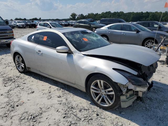 JNKCV64E99M605341 - 2009 INFINITI G37 BASE SILVER photo 4