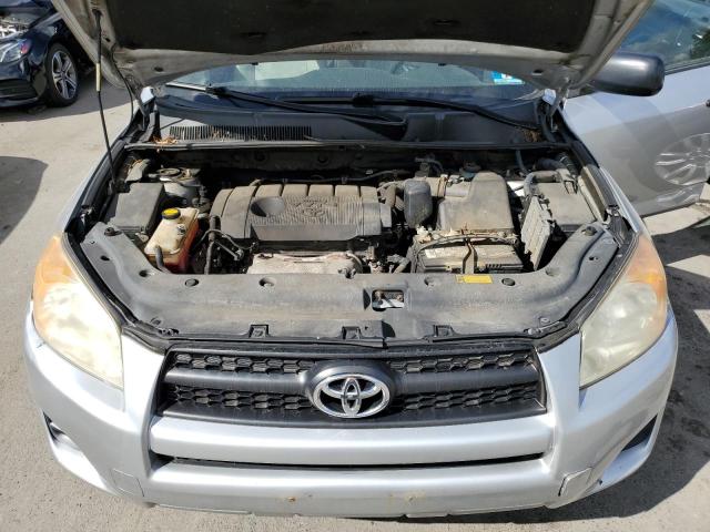 JTMZF4DV2B5042890 - 2011 TOYOTA RAV4 SILVER photo 11
