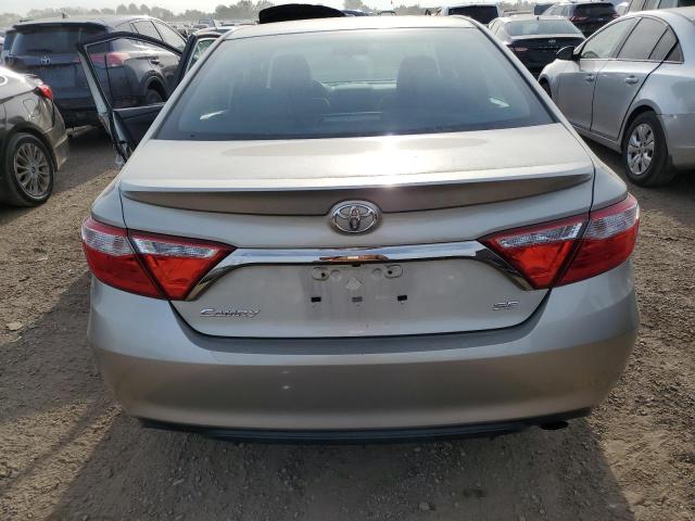 4T1BF1FK8HU390691 - 2017 TOYOTA CAMRY LE SILVER photo 6