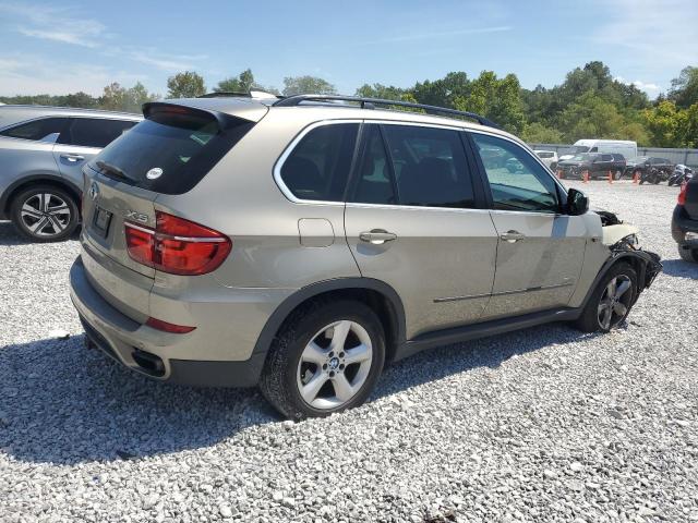 5UXZV8C56BL418805 - 2011 BMW X5 XDRIVE50I BEIGE photo 3