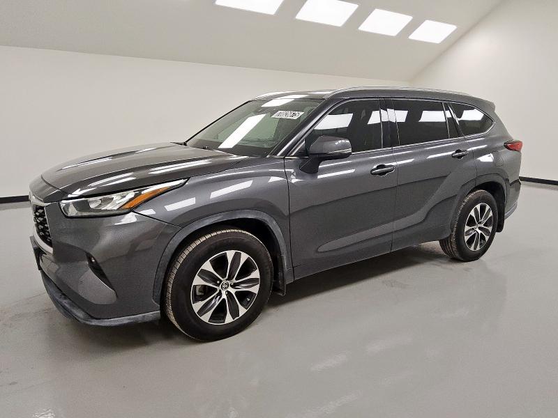 2020 TOYOTA HIGHLANDER XLE, 