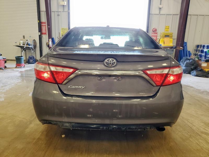 4T1BF1FK3FU031116 - 2015 TOYOTA CAMRY LE GRAY photo 6