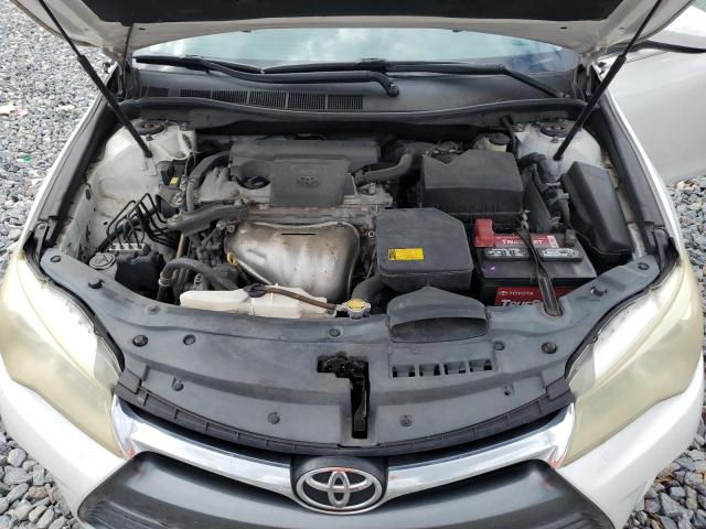 4T1BF1FK5FU012986 - 2015 TOYOTA CAMRY LE 白色 照片 11