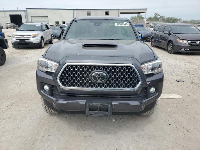 3TMCZ5AN8KM225258 - 2019 TOYOTA TACOMA DOUBLE CAB 灰色 照片 5