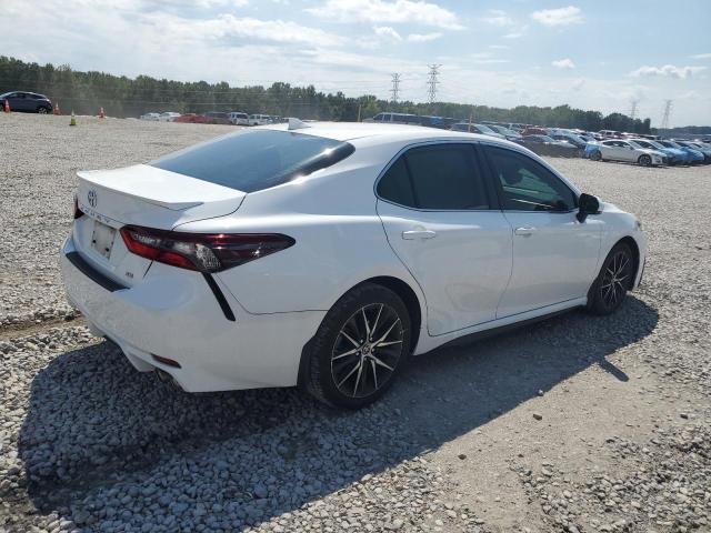 4T1T11AK6PU768287 - 2023 TOYOTA CAMRY SE NIGHT SHADE WHITE photo 3