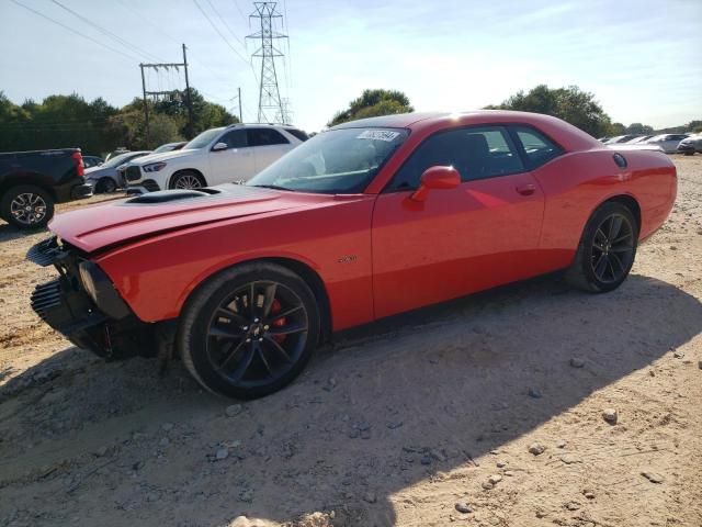 2C3CDZBT2KH668592 - 2019 DODGE CHALLENGER R/T RED photo 1