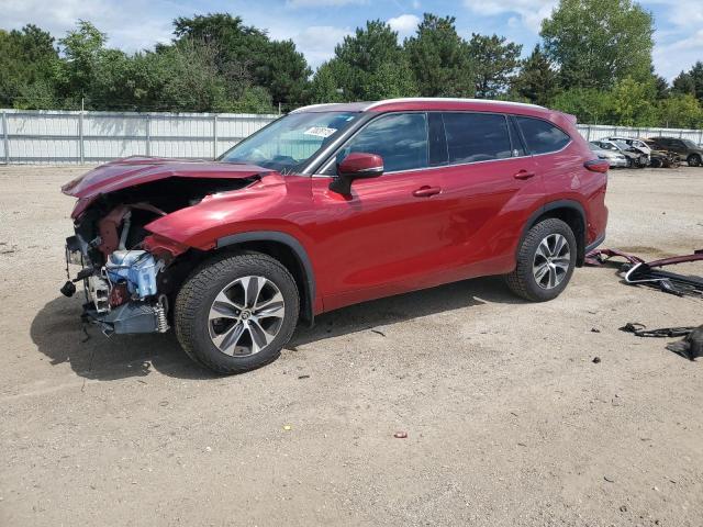 2022 TOYOTA HIGHLANDER XLE, 