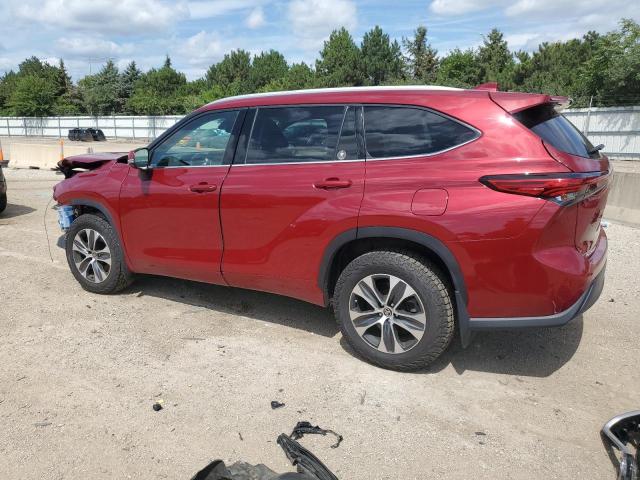 5TDGZRBH6NS567457 - 2022 TOYOTA HIGHLANDER XLE Rouge photo 2