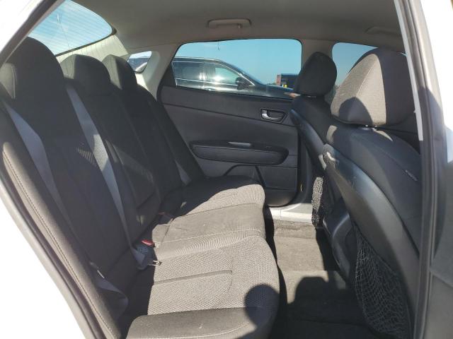5XXGT4L36KG345599 - 2019 KIA OPTIMA LX WHITE photo 10