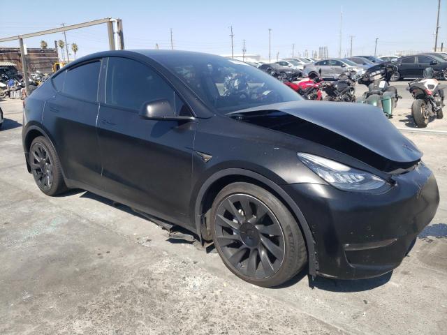 5YJYGAEE4MF241835 - 2021 TESLA MODEL Y Սև լուսանկար 4