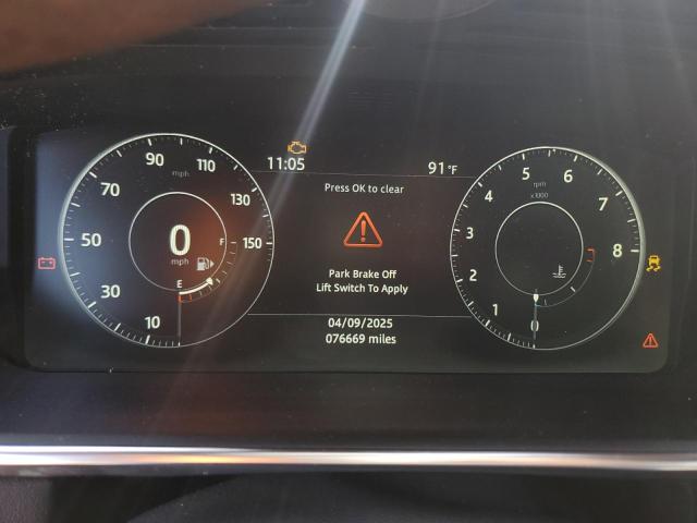 SALGR2FV3HA378136 - 2017 LAND ROVER RANGE ROVE Schwarz Foto 9