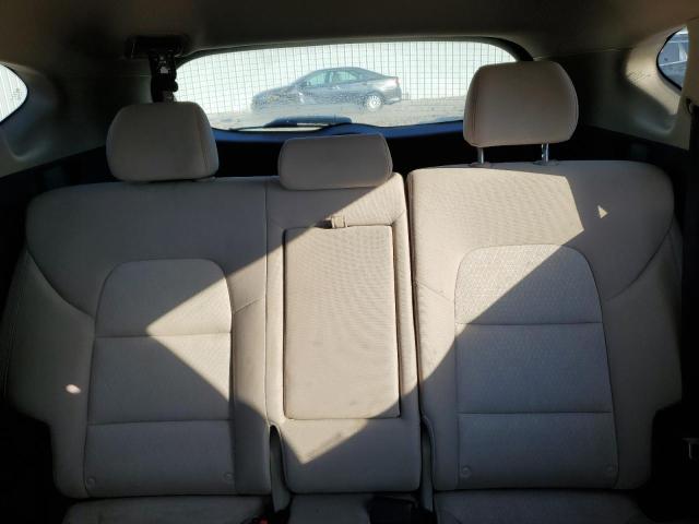 KM8J2CA46JU667114 - 2018 HYUNDAI TUCSON SE WHITE photo 10