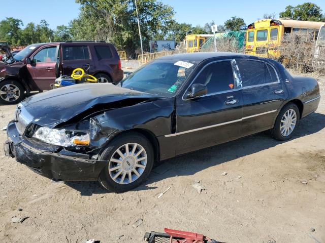 2007 LINCOLN TOWN CAR SIGNATURE, 