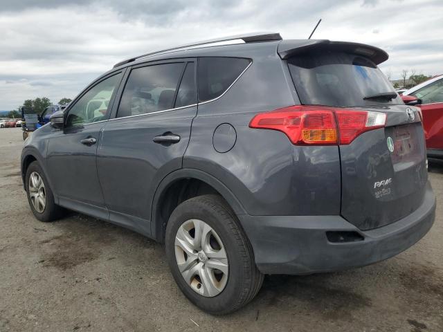 JTMBFREV7FD138426 - 2015 TOYOTA RAV4 LE GRAY photo 2