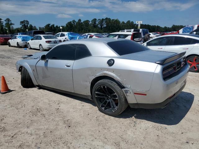 2C3CDZFJ8PH695960 - 2023 DODGE CHALLENGER R/T SCAT PACK SILVER photo 2