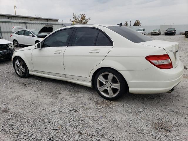 WDDGF8BB3BR139764 - 2011 MERCEDES-BENZ C 300 4MATIC WHITE photo 2