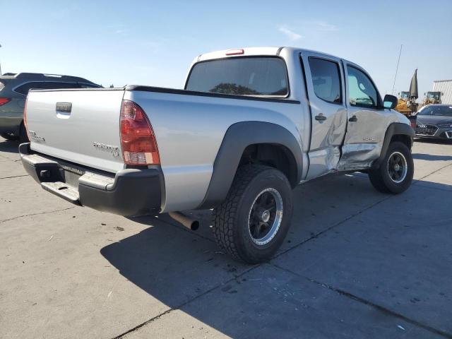 3TMJU62N28M068345 - 2008 TOYOTA TACOMA DOUBLE CAB PRERUNNER SILVER photo 3