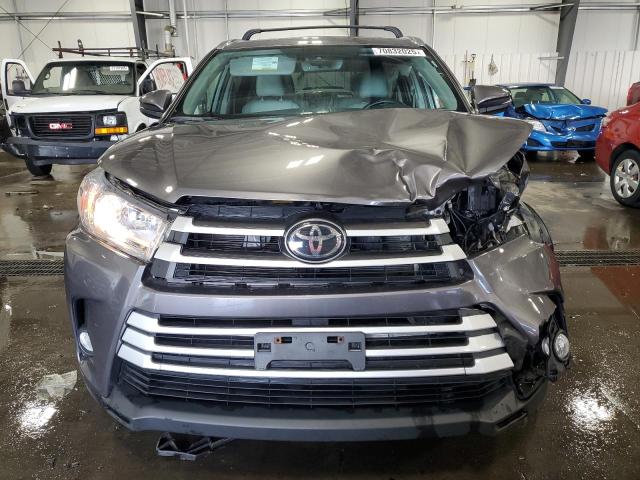 5TDJZRFHXKS605509 - 2019 TOYOTA HIGHLANDER SE GRAY photo 5