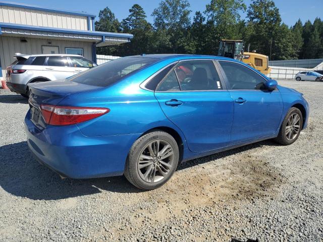 4T1BF1FKXHU686229 - 2017 TOYOTA CAMRY LE BLUE photo 3