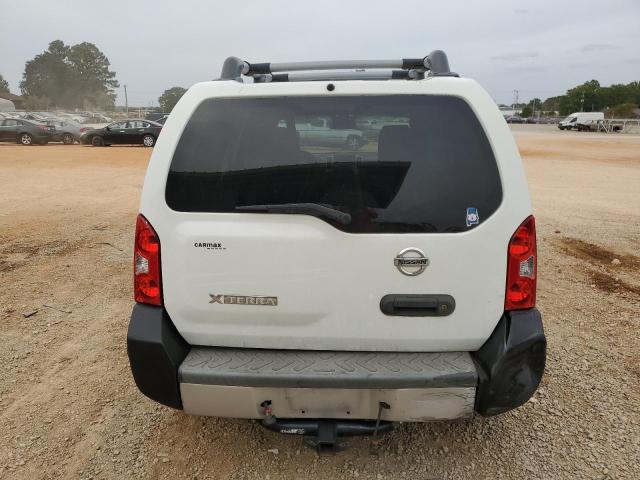 5N1AN0NWXFN664929 - 2015 NISSAN XTERRA X WHITE photo 6