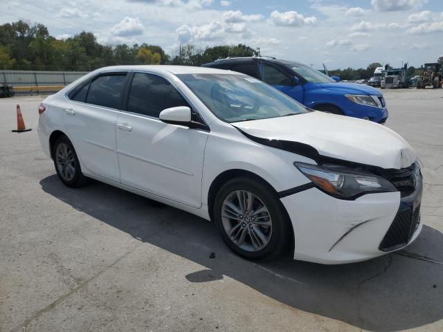 4T1BF1FK9FU088212 - 2015 TOYOTA CAMRY LE თეთრი ფოტო 4