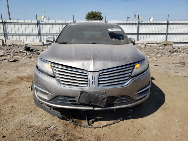 5LMCJ3D95HUL13885 - 2017 LINCOLN MKC RESERVE ნაცრისფერი ფოტო 5
