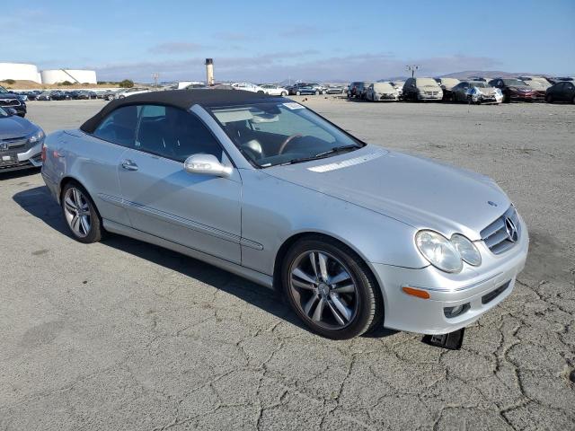WDBTK56J26F168599 - 2006 MERCEDES-BENZ CLK 350 SILVER photo 4