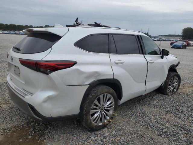 5TDKDRBH7PS037087 - 2023 TOYOTA HIGHLANDER L WHITE photo 3