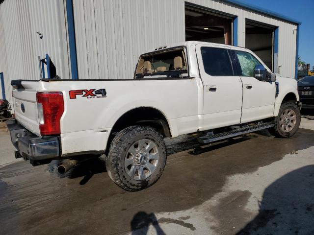 1FT7W2B69JEC35978 - 2018 FORD F250 SUPER DUTY WHITE photo 3