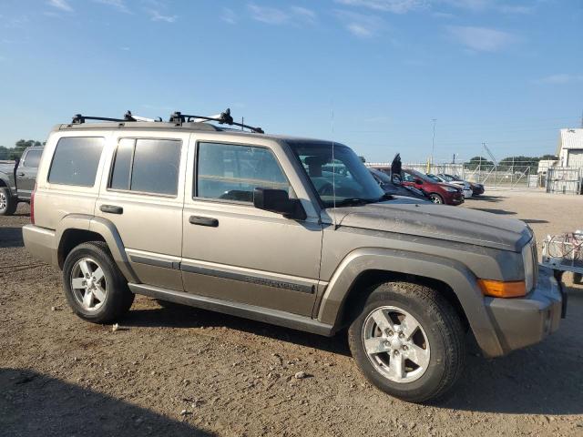 1J8HG48N76C246548 - 2006 JEEP COMMANDER TAN photo 4