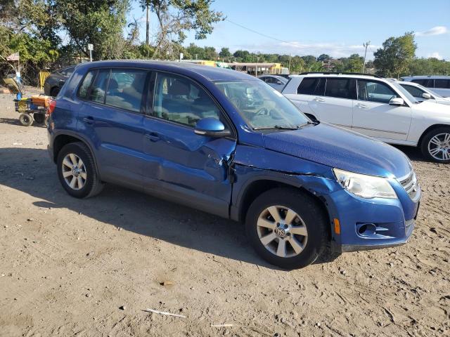 WVGBV7AX0AW003716 - 2010 VOLKSWAGEN TIGUAN SE BLUE photo 4
