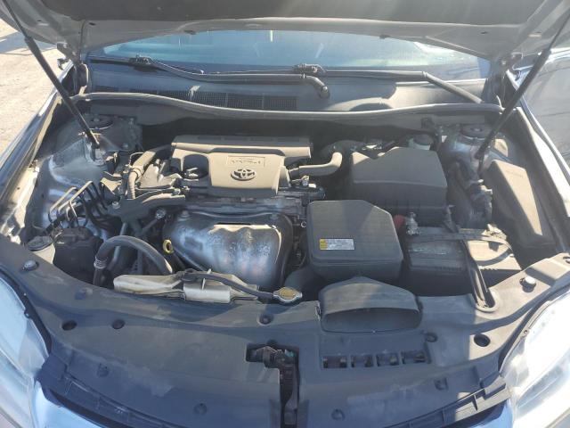 4T1BF1FK1FU098085 - 2015 TOYOTA CAMRY LE SILVER photo 11