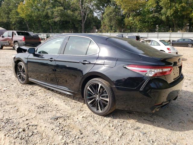 4T1B61HKXKU175348 - 2019 TOYOTA CAMRY XSE BLACK photo 2