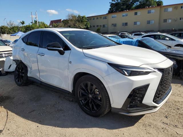 2T2KGCEZ4NC013937 - 2022 LEXUS NX 350 WHITE photo 4