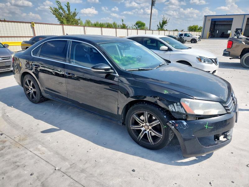 1VWBH7A32CC025727 - 2012 VOLKSWAGEN PASSAT SE 黑色 照片 4