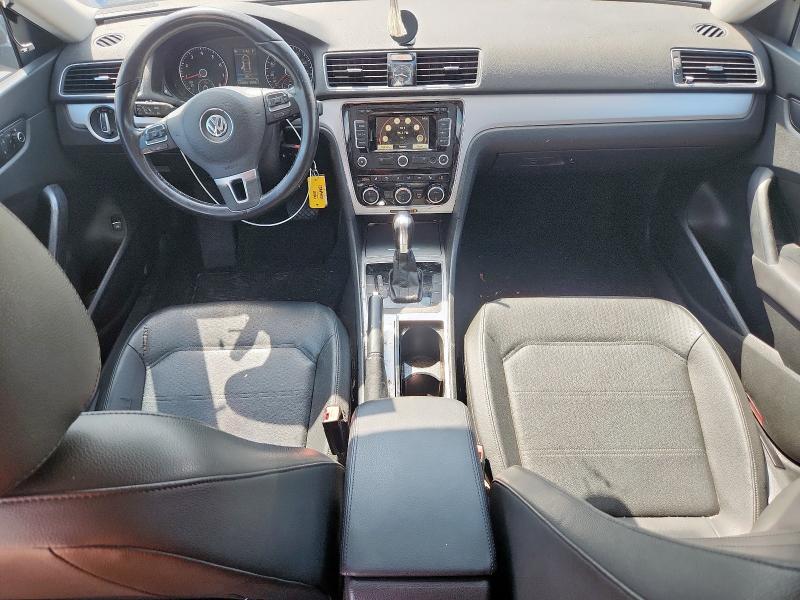 1VWBH7A32CC025727 - 2012 VOLKSWAGEN PASSAT SE 黑色 照片 8