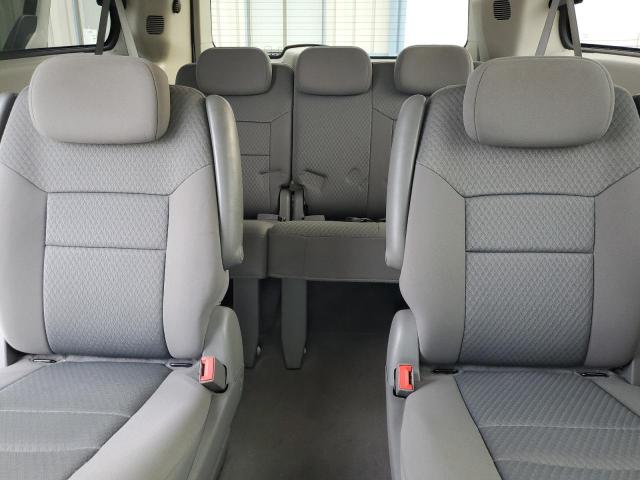 2A4RR5D11AR480175 - 2010 CHRYSLER TOWN & COU TOURING WHITE photo 10